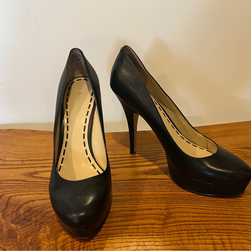 Enzo Angiolini Black Platform Heels